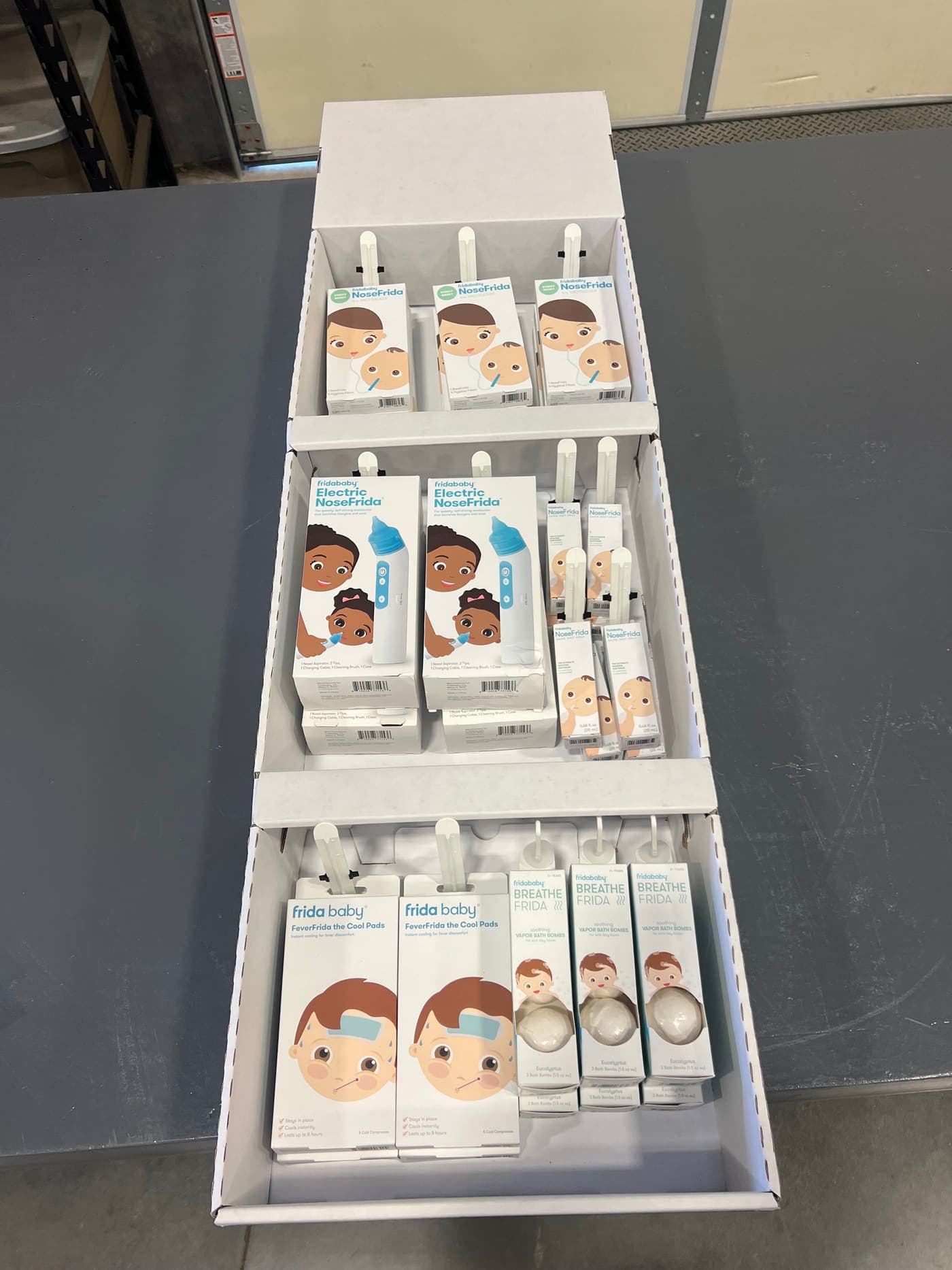 Retail display build